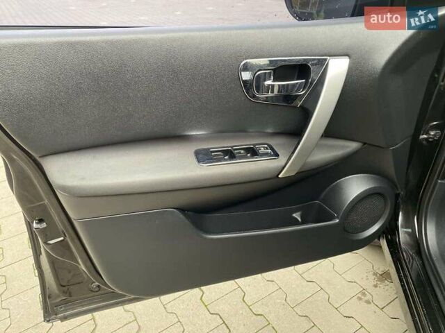 Черный Ниссан Кашкай 2, объемом двигателя 1.6 л и пробегом 238 тыс. км за 9550 $, фото 18 на Automoto.ua