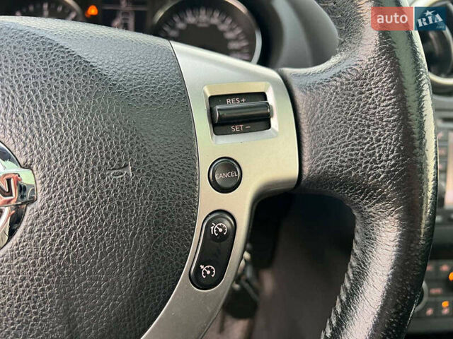 Черный Ниссан Кашкай 2, объемом двигателя 1.5 л и пробегом 277 тыс. км за 10890 $, фото 22 на Automoto.ua