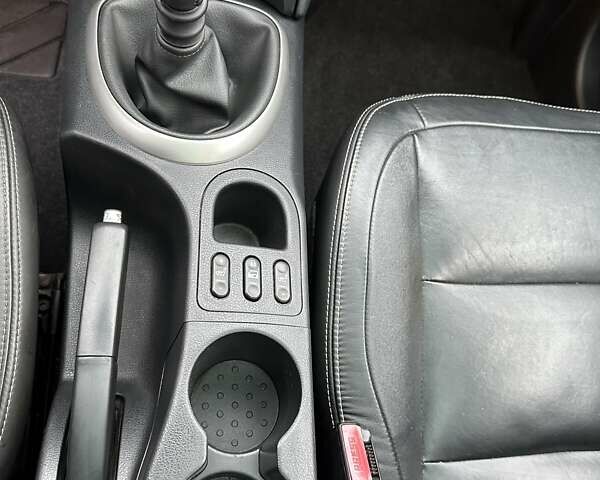 Черный Ниссан Кашкай 2, объемом двигателя 1.6 л и пробегом 232 тыс. км за 10350 $, фото 32 на Automoto.ua