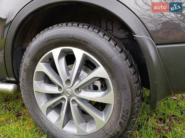 Черный Ниссан Кашкай 2, объемом двигателя 2 л и пробегом 221 тыс. км за 12700 $, фото 31 на Automoto.ua