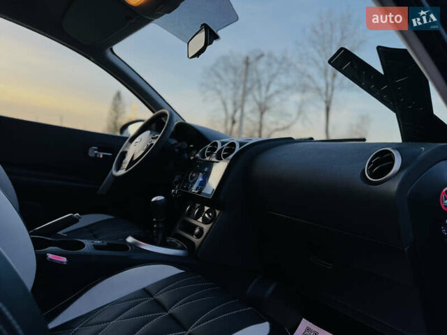 Черный Ниссан Кашкай 2, объемом двигателя 1.5 л и пробегом 154 тыс. км за 11950 $, фото 63 на Automoto.ua