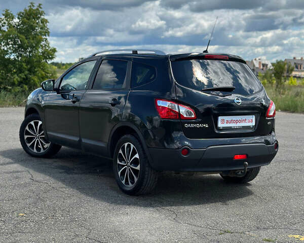 Черный Ниссан Кашкай 2, объемом двигателя 1.6 л и пробегом 191 тыс. км за 11600 $, фото 8 на Automoto.ua