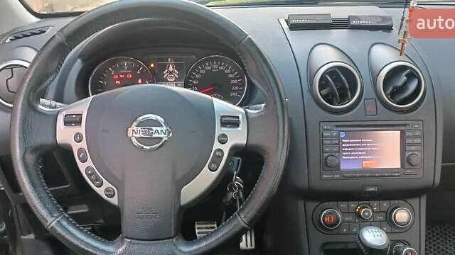 Черный Ниссан Кашкай 2, объемом двигателя 1.5 л и пробегом 275 тыс. км за 10800 $, фото 22 на Automoto.ua