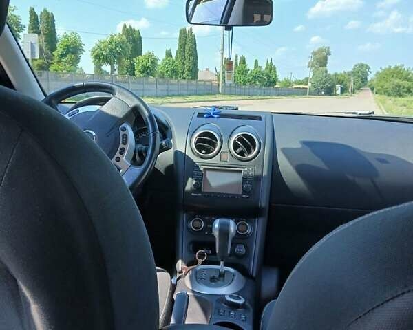 Чорний Ніссан Кашкай 2, об'ємом двигуна 2 л та пробігом 219 тис. км за 11800 $, фото 10 на Automoto.ua