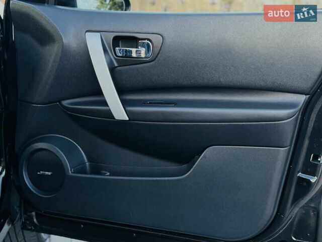 Черный Ниссан Кашкай 2, объемом двигателя 1.5 л и пробегом 154 тыс. км за 11950 $, фото 68 на Automoto.ua