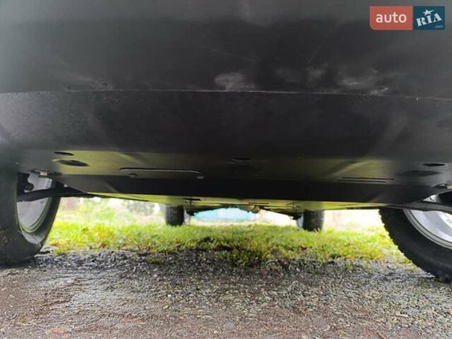 Черный Ниссан Кашкай 2, объемом двигателя 2 л и пробегом 221 тыс. км за 12700 $, фото 48 на Automoto.ua