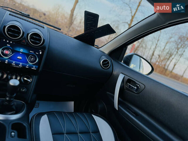 Черный Ниссан Кашкай 2, объемом двигателя 1.5 л и пробегом 154 тыс. км за 11950 $, фото 70 на Automoto.ua