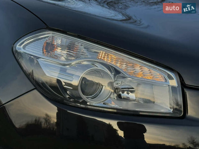 Черный Ниссан Кашкай 2, объемом двигателя 1.5 л и пробегом 154 тыс. км за 11950 $, фото 10 на Automoto.ua