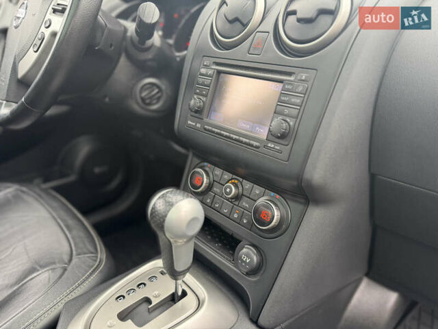 Черный Ниссан Кашкай 2, объемом двигателя 2 л и пробегом 216 тыс. км за 11700 $, фото 33 на Automoto.ua