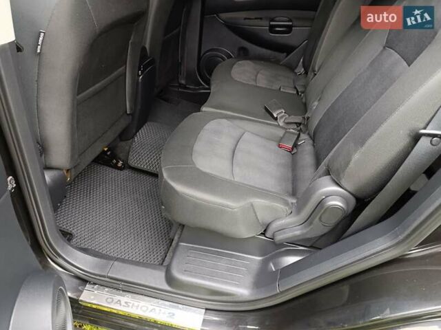 Черный Ниссан Кашкай 2, объемом двигателя 2 л и пробегом 221 тыс. км за 12700 $, фото 42 на Automoto.ua