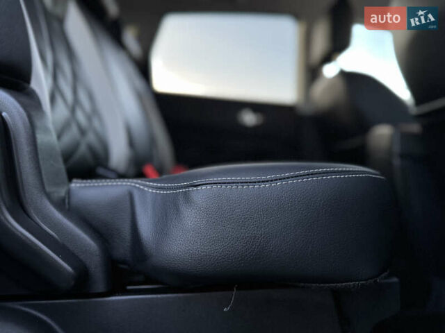 Черный Ниссан Кашкай 2, объемом двигателя 1.5 л и пробегом 154 тыс. км за 11950 $, фото 76 на Automoto.ua