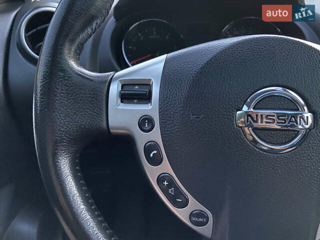 Черный Ниссан Кашкай 2, объемом двигателя 1.6 л и пробегом 223 тыс. км за 10350 $, фото 31 на Automoto.ua