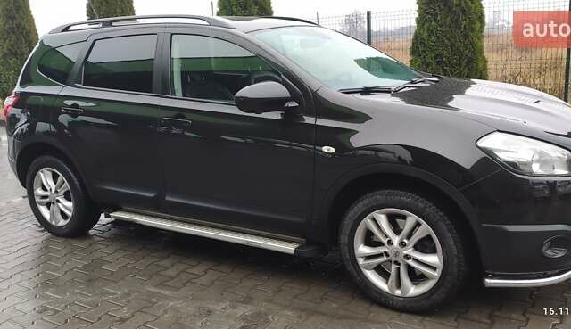 Чорний Ніссан Кашкай 2, об'ємом двигуна 1.6 л та пробігом 235 тис. км за 11400 $, фото 3 на Automoto.ua