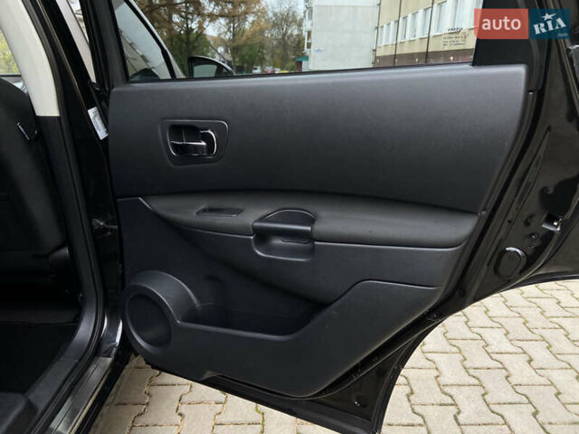 Черный Ниссан Кашкай 2, объемом двигателя 1.6 л и пробегом 223 тыс. км за 10350 $, фото 44 на Automoto.ua