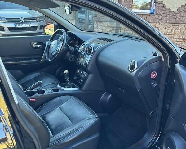 Чорний Ніссан Кашкай 2, об'ємом двигуна 1.6 л та пробігом 225 тис. км за 10800 $, фото 10 на Automoto.ua