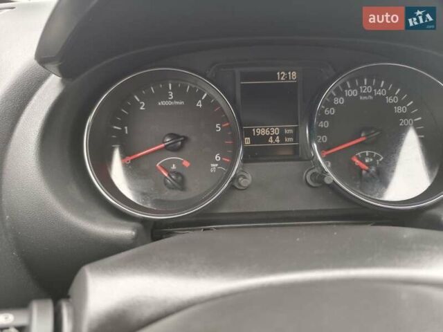 Черный Ниссан Кашкай 2, объемом двигателя 1.5 л и пробегом 198 тыс. км за 10500 $, фото 15 на Automoto.ua