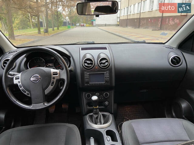 Черный Ниссан Кашкай 2, объемом двигателя 1.6 л и пробегом 223 тыс. км за 10350 $, фото 35 на Automoto.ua