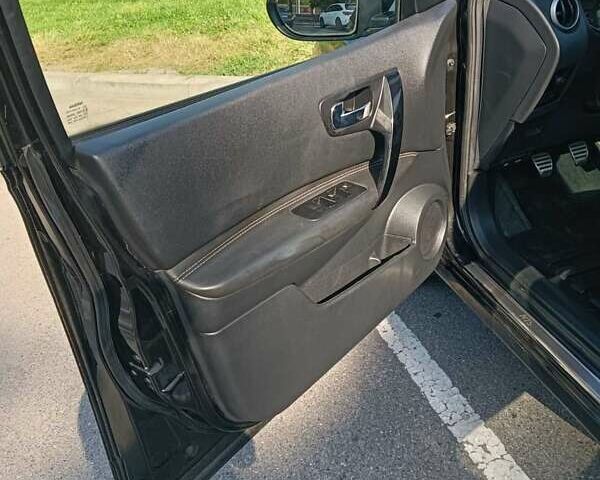 Чорний Ніссан Кашкай 2, об'ємом двигуна 1.46 л та пробігом 232 тис. км за 12500 $, фото 35 на Automoto.ua