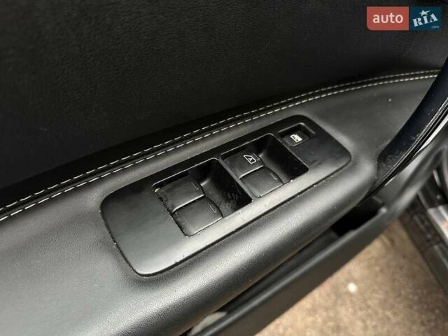 Черный Ниссан Кашкай 2, объемом двигателя 1.46 л и пробегом 232 тыс. км за 12700 $, фото 8 на Automoto.ua