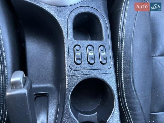 Черный Ниссан Кашкай 2, объемом двигателя 1.6 л и пробегом 225 тыс. км за 10800 $, фото 19 на Automoto.ua