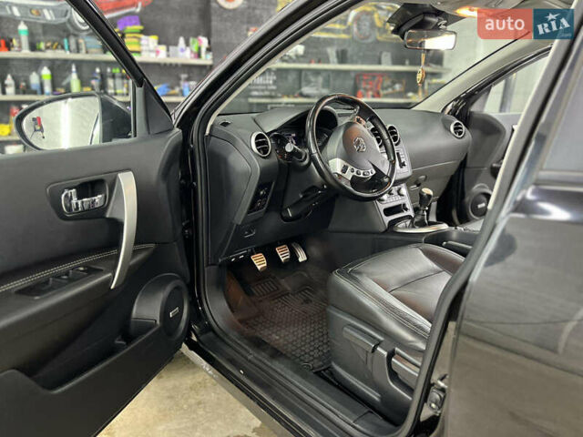 Чорний Ніссан Кашкай 2, об'ємом двигуна 1.6 л та пробігом 277 тис. км за 10750 $, фото 4 на Automoto.ua