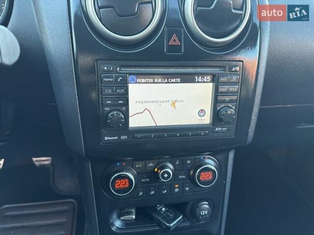 Чорний Ніссан Кашкай 2, об'ємом двигуна 1.6 л та пробігом 225 тис. км за 10800 $, фото 14 на Automoto.ua