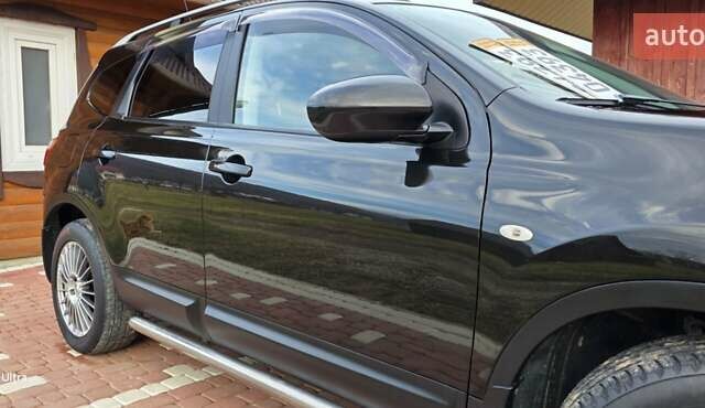 Черный Ниссан Кашкай 2, объемом двигателя 1.6 л и пробегом 274 тыс. км за 12850 $, фото 3 на Automoto.ua