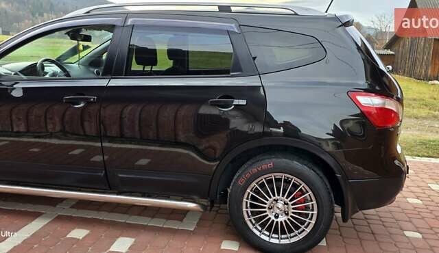 Черный Ниссан Кашкай 2, объемом двигателя 1.6 л и пробегом 274 тыс. км за 12850 $, фото 11 на Automoto.ua