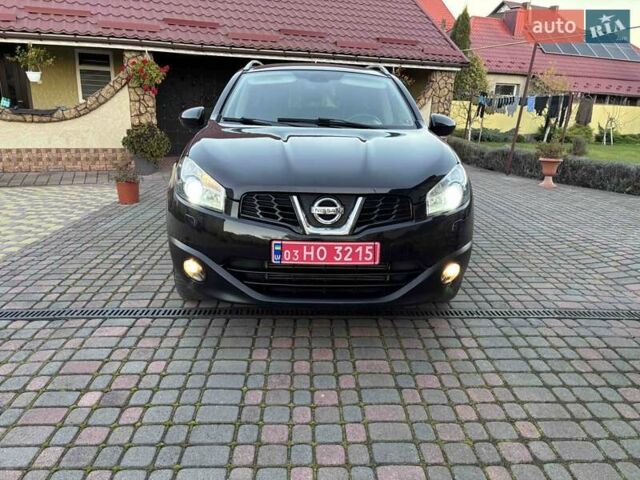 Черный Ниссан Кашкай 2, объемом двигателя 1.6 л и пробегом 225 тыс. км за 10800 $, фото 1 на Automoto.ua