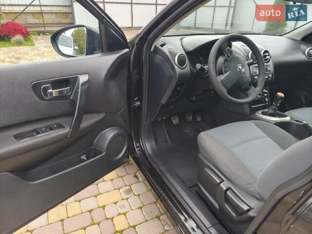 Черный Ниссан Кашкай 2, объемом двигателя 1.5 л и пробегом 198 тыс. км за 10500 $, фото 2 на Automoto.ua