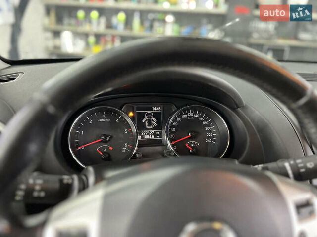 Чорний Ніссан Кашкай 2, об'ємом двигуна 1.6 л та пробігом 277 тис. км за 10750 $, фото 10 на Automoto.ua