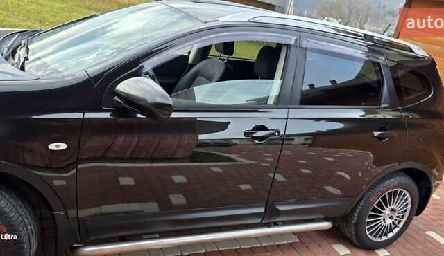 Черный Ниссан Кашкай 2, объемом двигателя 1.6 л и пробегом 274 тыс. км за 12850 $, фото 10 на Automoto.ua