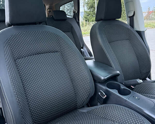 Фиолетовый Ниссан Кашкай 2, объемом двигателя 1.5 л и пробегом 261 тыс. км за 9350 $, фото 45 на Automoto.ua