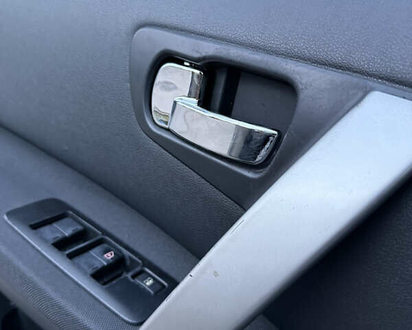 Фиолетовый Ниссан Кашкай 2, объемом двигателя 1.5 л и пробегом 261 тыс. км за 9350 $, фото 36 на Automoto.ua