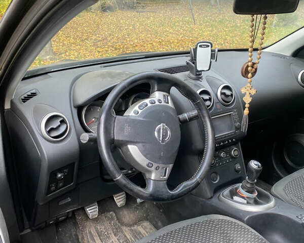 Ниссан Кашкай 2 2009 в Луцке на Automoto.ua Фиолетовый Ниссан Кашкай 2, объемом двигателя 1.5 л и пробегом 250 тыс. км за 8000 $, фото 6 на Automoto.ua