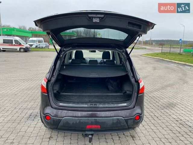 Фиолетовый Ниссан Кашкай 2, объемом двигателя 1.5 л и пробегом 236 тыс. км за 10250 $, фото 17 на Automoto.ua