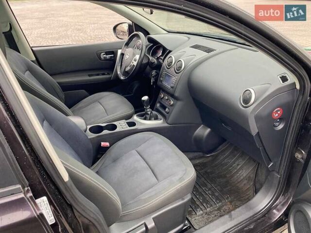 Фиолетовый Ниссан Кашкай 2, объемом двигателя 1.5 л и пробегом 236 тыс. км за 10250 $, фото 14 на Automoto.ua