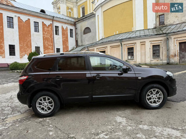 Фіолетовий Ніссан Кашкай 2, об'ємом двигуна 1.6 л та пробігом 241 тис. км за 9599 $, фото 45 на Automoto.ua