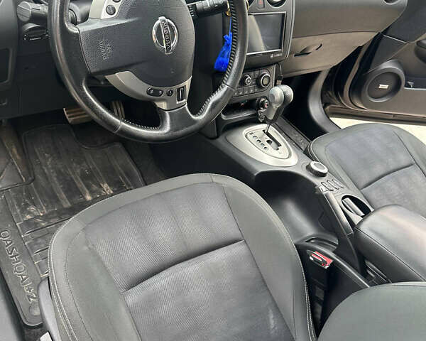 Фиолетовый Ниссан Кашкай 2, объемом двигателя 2 л и пробегом 248 тыс. км за 11600 $, фото 12 на Automoto.ua