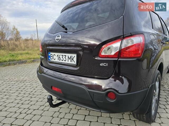 Фіолетовий Ніссан Кашкай 2, об'ємом двигуна 1.6 л та пробігом 289 тис. км за 11999 $, фото 11 на Automoto.ua