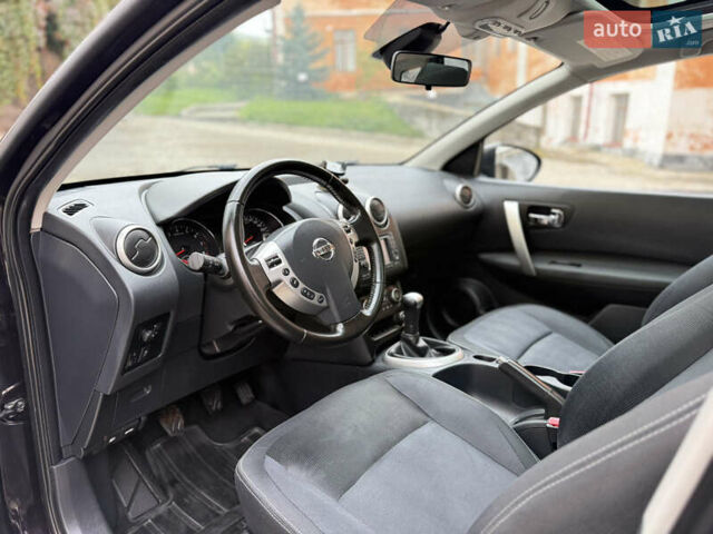 Фіолетовий Ніссан Кашкай 2, об'ємом двигуна 1.6 л та пробігом 241 тис. км за 9599 $, фото 63 на Automoto.ua