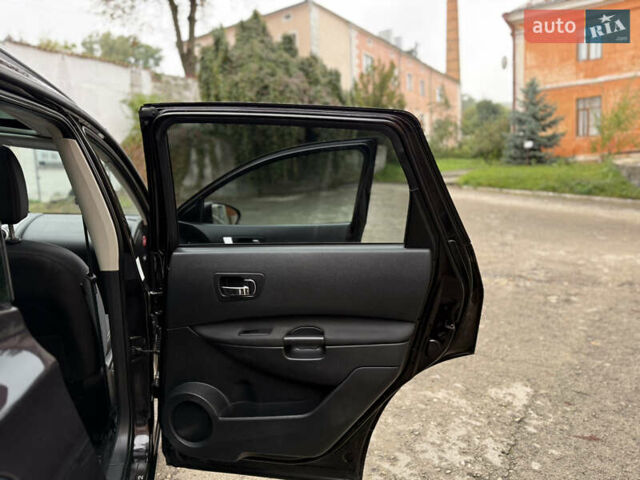 Фіолетовий Ніссан Кашкай 2, об'ємом двигуна 1.6 л та пробігом 241 тис. км за 9599 $, фото 78 на Automoto.ua