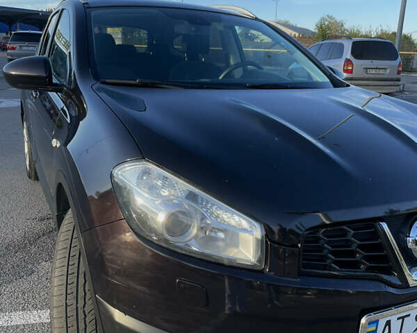 Фіолетовий Ніссан Кашкай 2, об'ємом двигуна 1.6 л та пробігом 252 тис. км за 11000 $, фото 3 на Automoto.ua
