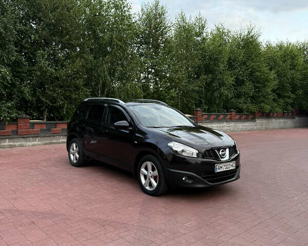 Фіолетовий Ніссан Кашкай 2, об'ємом двигуна 2 л та пробігом 225 тис. км за 10800 $, фото 1 на Automoto.ua