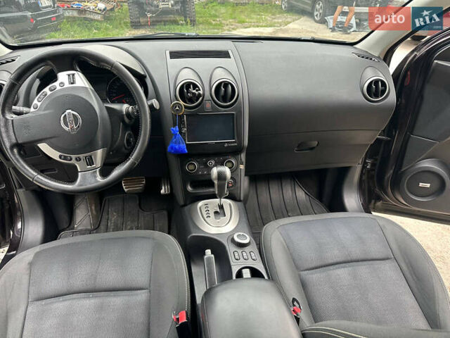 Фиолетовый Ниссан Кашкай 2, объемом двигателя 2 л и пробегом 248 тыс. км за 11600 $, фото 9 на Automoto.ua