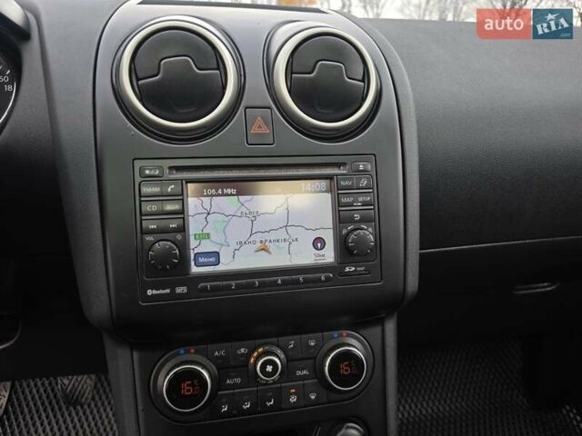 Фіолетовий Ніссан Кашкай 2, об'ємом двигуна 1.6 л та пробігом 289 тис. км за 11999 $, фото 28 на Automoto.ua