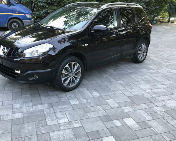 Фіолетовий Ніссан Кашкай 2, об'ємом двигуна 1.6 л та пробігом 225 тис. км за 11300 $, фото 12 на Automoto.ua