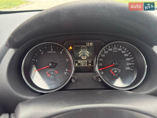 Фіолетовий Ніссан Кашкай 2, об'ємом двигуна 1.6 л та пробігом 304 тис. км за 11200 $, фото 4 на Automoto.ua