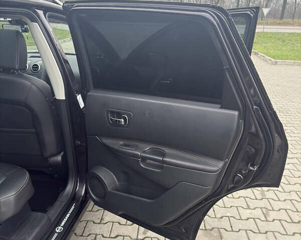 Фіолетовий Ніссан Кашкай 2, об'ємом двигуна 1.6 л та пробігом 304 тис. км за 11200 $, фото 8 на Automoto.ua