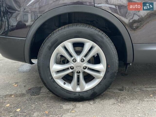 Ниссан Кашкай 2 2013 в Сумах на Automoto.ua Фиолетовый Ниссан Кашкай 2, объемом двигателя 1.6 л и пробегом 219 тыс. км за 13000 $, фото 16 на Automoto.ua